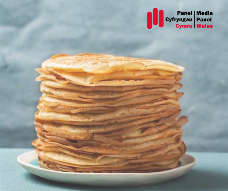 Diwrnod Crempog Hapus! /Happy Pancake Day!  🥞🍋

Dydd Mawrth Ynyd? Dydd Mawrth Pancos? Crempog? Ffroes? 
Beth bynnag fyddwch chi’n dweud … 

Beth fyddwch chi'n ei gael ar eich crempogau heddiw?
What will you be having on your pancakes today?
