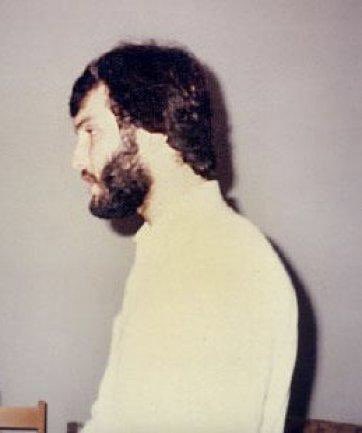 السلام على العقل الألمعي..
السلام على قائد وصانع الإنتصارات

صاحب فكرة الأنفاق في #غزة التي أرعبت كيان العدو 
الصهيوني والقائد الذي أرهق وأذل إستخبارات العالم

السلام على من عَشق #فلسطين قولاً وفعلاً

#عماد_المقاومة #عماد_مغنـيـة #عماد_مغنيّة 
#عماد_مغنية #عماد_مغنیه #عماد_فلسطين