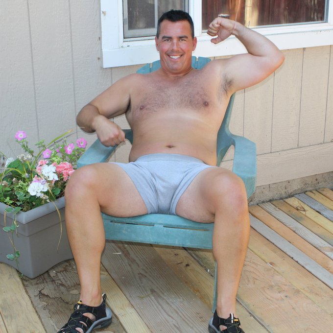 Oregon Dad from https://t.co/uDvNgxouOP gallery series  --  #gaybull #gayman #gaypartner #musclemodel<a href="/tag/muscle"class="tags"><span>#muscle</span></a><a href="/tag/men"class="tags"><span>#men</span></a><a href="/tag/menwithstyle"class="tags"><span>#menwithstyle</span></a><a href="/tag/bully"class="tags"><span>#bully</span></a><a href="/tag/dadbod"class="tags"><span>#dadbod</span></a><a href="/tag/daddies"class="tags"><span>#daddies</span></a>