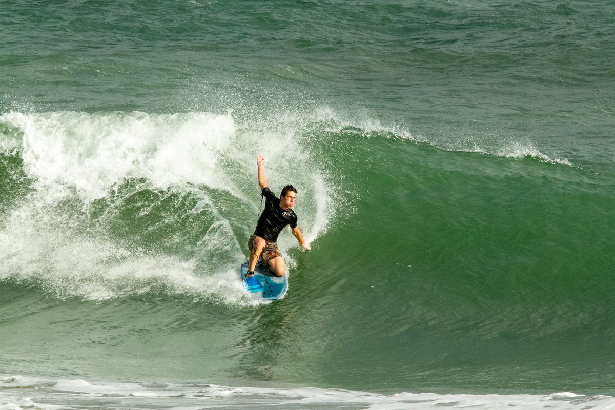 jankielc_'s tweet photo. El Único 🌊
📸: @sharkito
#dropknee #dkwars #bodyboarding #beach #waves #surf #puertorico #surfing #pr #olas #playa #ocean #surfphotography #surfinglife #surftrip #surflife https://t.co/AVRZkQwv2c