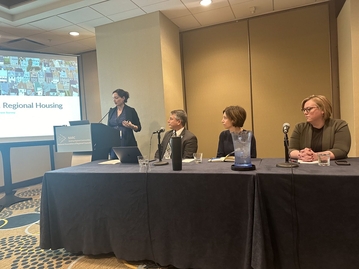 NARCregions's tweet photo. Our Tuesday breakout session on housing features @urbaninstitute’s Lydia Lo, Andrea Harris-Long of @mapc, and @mwcog’s Hilary Chapman. Moderated by @morpc Executive Director William Murdock. #regionslead #thinkregionally https://t.co/W1JPPLdhO3