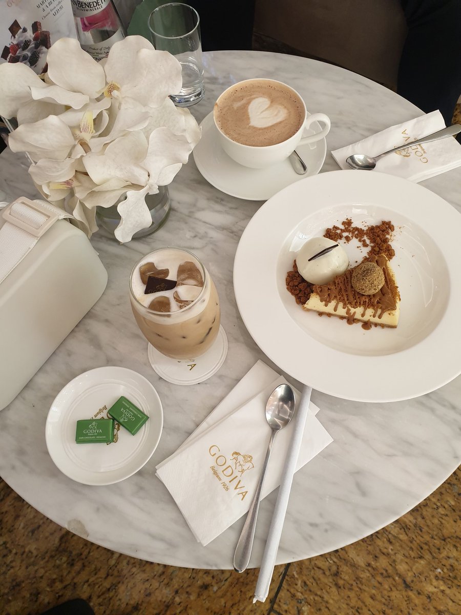 K8hannie's tweet photo. Foamy 🥰 https://t.co/khwWBqPBEJ