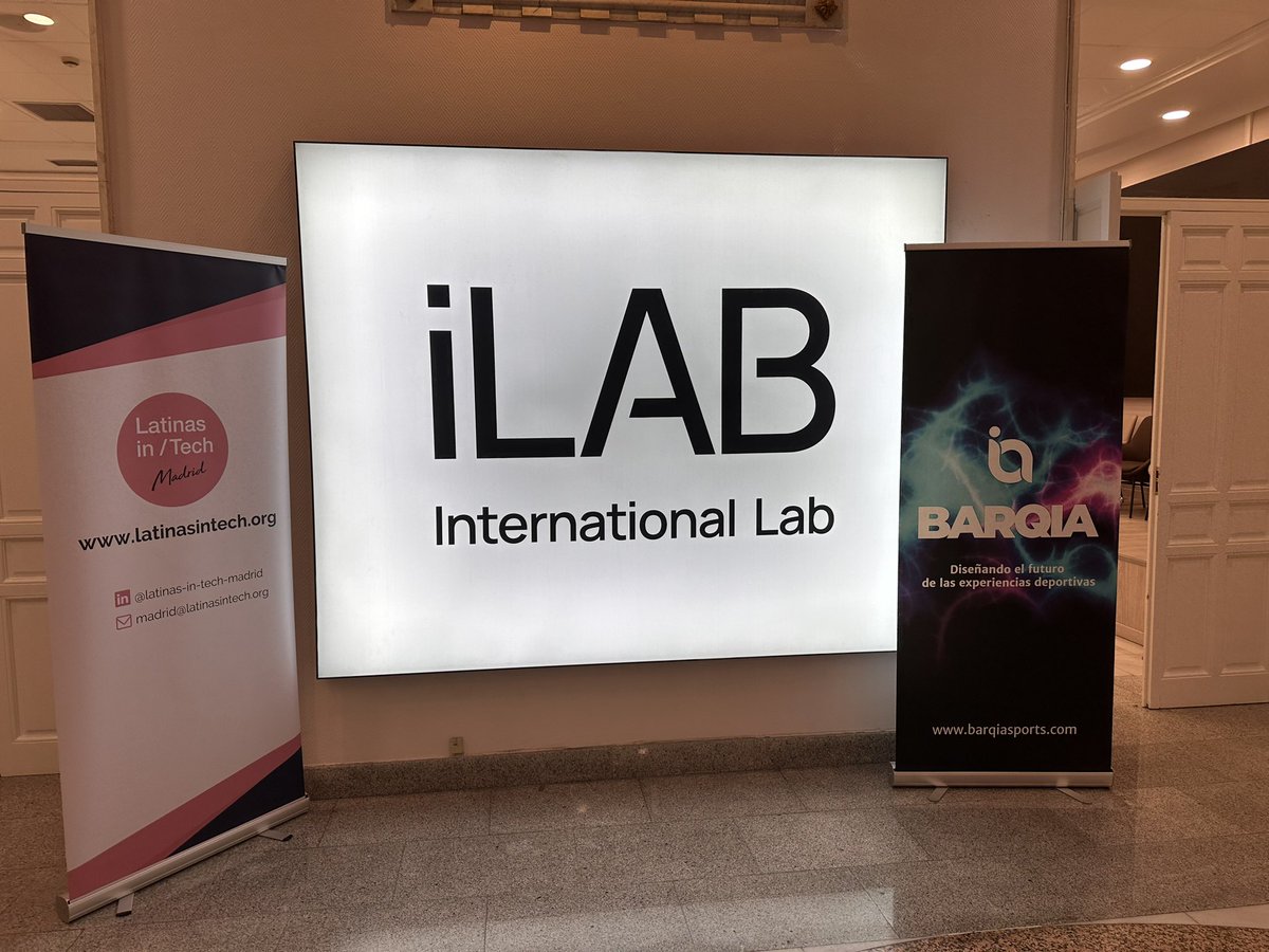 TGamingBizz's tweet photo. Concluimos el ‘I Hackaton Esports VR’ promovido por @barqiasports en el @iLABMadrid hablando sobre “Esports & Sports: The Convergence". Un foro empresarial donde han participado @EmilioHurtadoLP y @Is3ngard en representación de #EBLive para profundizar sobre el estado del sector. https://t.co/A1RqZSL6Im