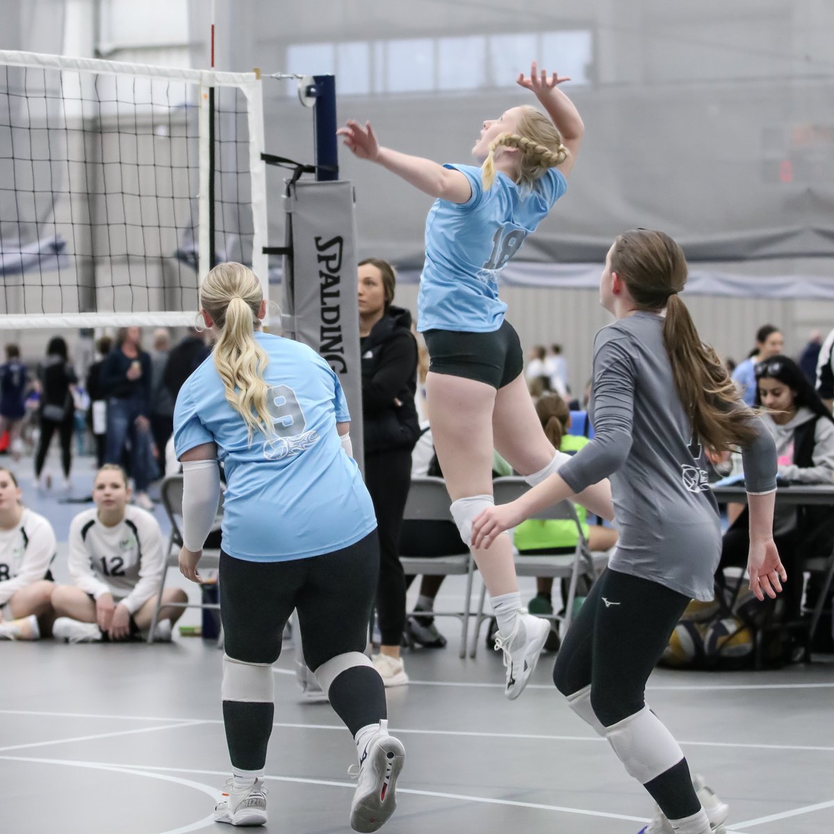 EvelynWattsVB's tweet photo. Love having a pro photographer volleyball mom on the team! She gets the best shots!  #Volleyball #Classof2026 #MIElite #BeElite #LauraRohdesPhotography https://t.co/mZV8h2BdJs