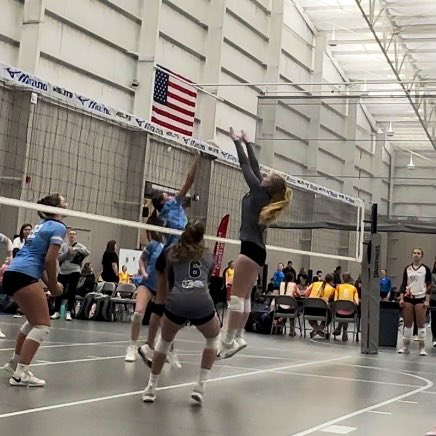 EvelynWattsVB's tweet photo. Love having a pro photographer volleyball mom on the team! She gets the best shots!  #Volleyball #Classof2026 #MIElite #BeElite #LauraRohdesPhotography https://t.co/mZV8h2BdJs