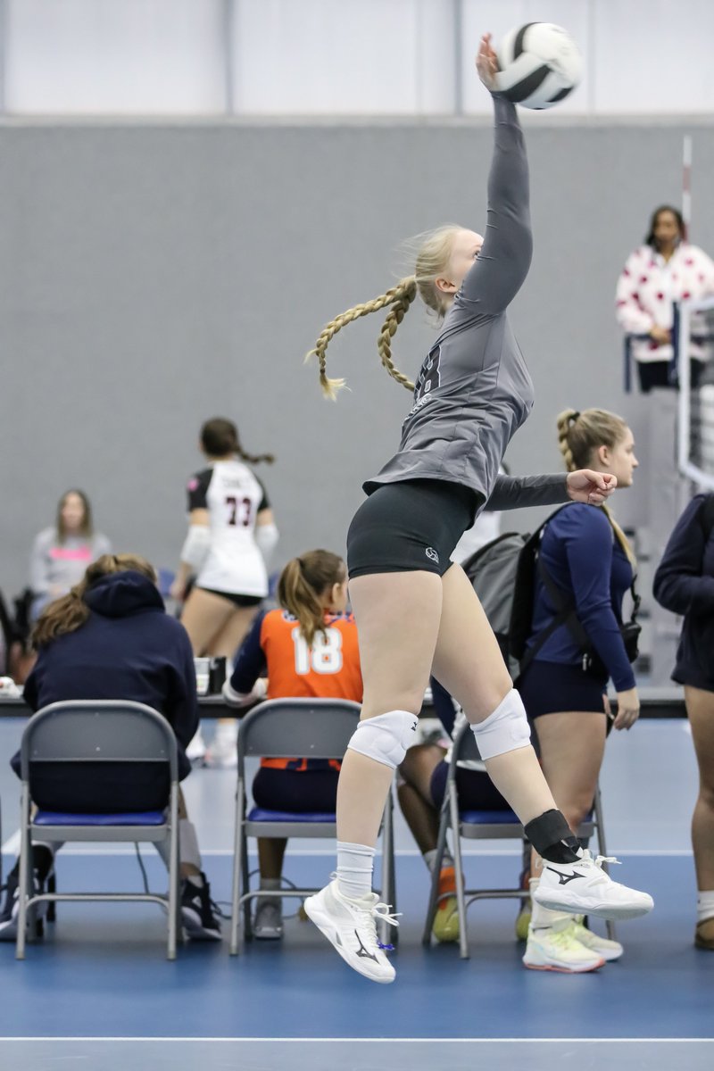 EvelynWattsVB's tweet photo. Love having a pro photographer volleyball mom on the team! She gets the best shots!  #Volleyball #Classof2026 #MIElite #BeElite #LauraRohdesPhotography https://t.co/mZV8h2BdJs