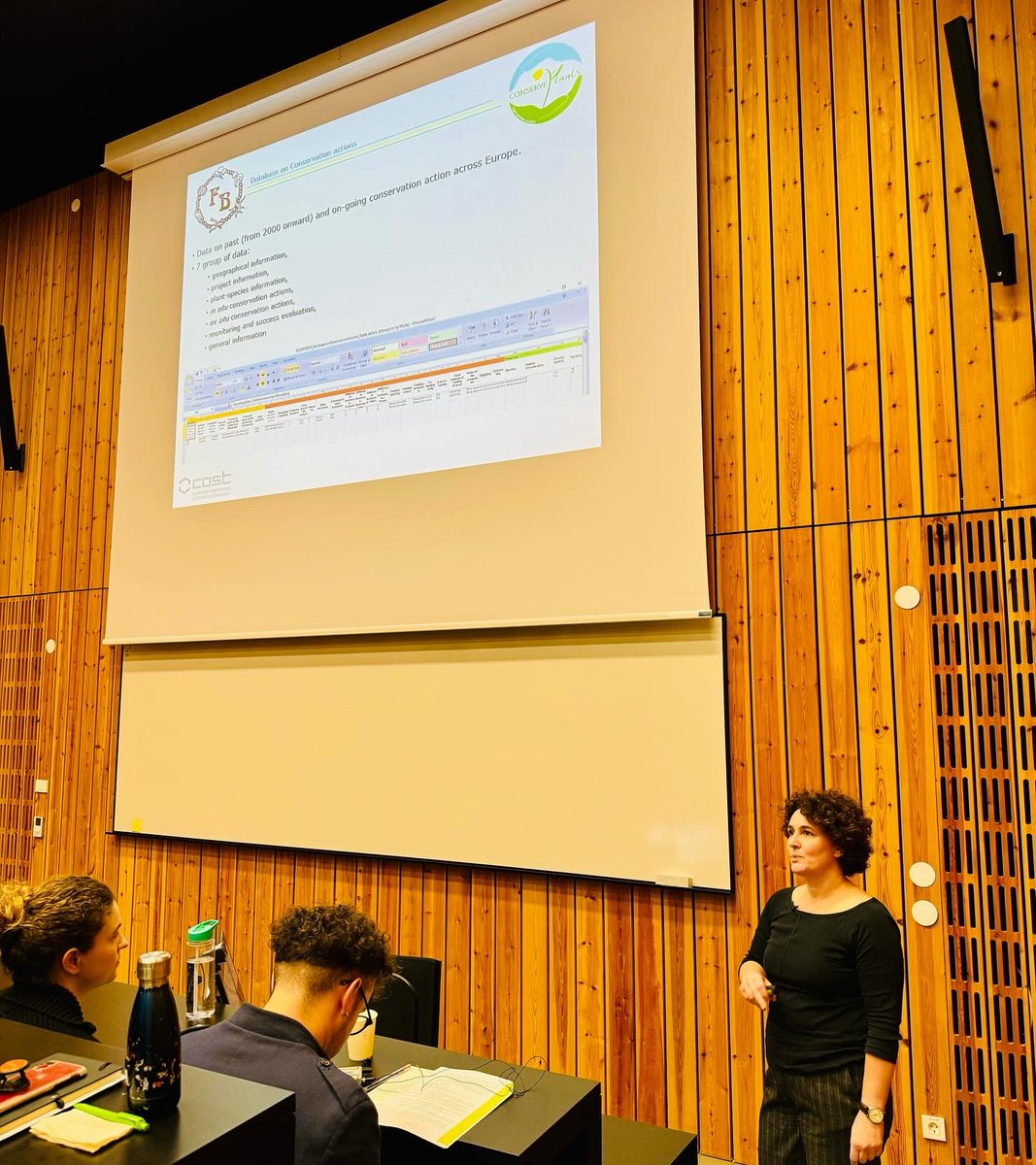 Conserve_Plants's tweet photo. The 2nd day of the final conference of the COST Action ConservePlants that is occurring in Izola was great.

From impacts of invasive species on plant conservation with the Plenary Speaker Sílvia Castro, and many other areas of plant conservation!

#CA18201 https://t.co/iBG33v0QyJ