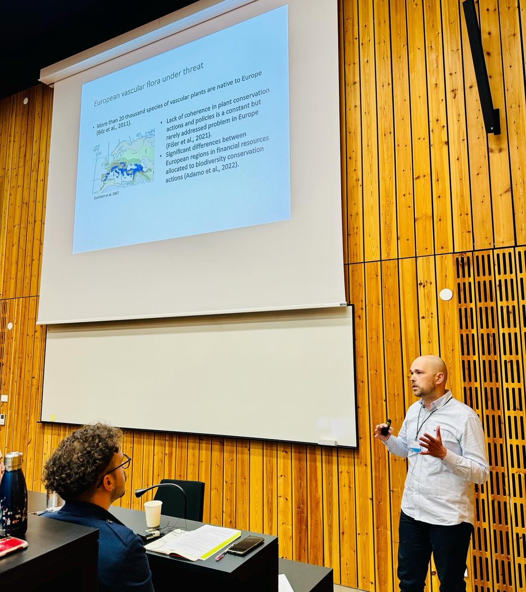 Conserve_Plants's tweet photo. The 2nd day of the final conference of the COST Action ConservePlants that is occurring in Izola was great.

From impacts of invasive species on plant conservation with the Plenary Speaker Sílvia Castro, and many other areas of plant conservation!

#CA18201 https://t.co/iBG33v0QyJ