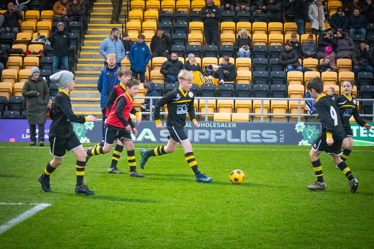 Recently Sibsey and Quadring Primary School made history by being the first schools to play at halftime on the pitch at the JCS, all thanks to the incredible Premier League Stars programme! But it wasn't just about the game – They also took part in some pre-match activities