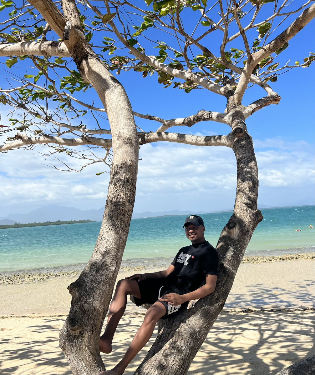 Sun, sand, and serenity ☀️🏝️