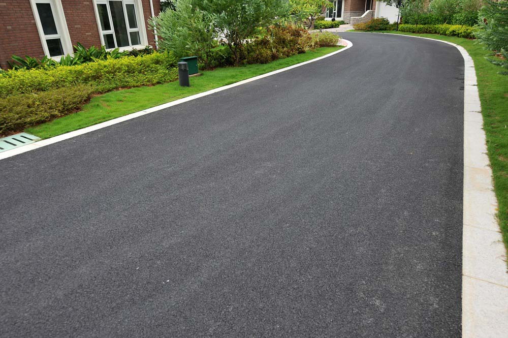 If you're looking for a reliable and efficient solution for your property, look no further than our professional asphalt services. Check out our website for more information about what we offer!

#AsphaltServices #BellevueNE 
bellevuepaving.com/asphalt-servic…