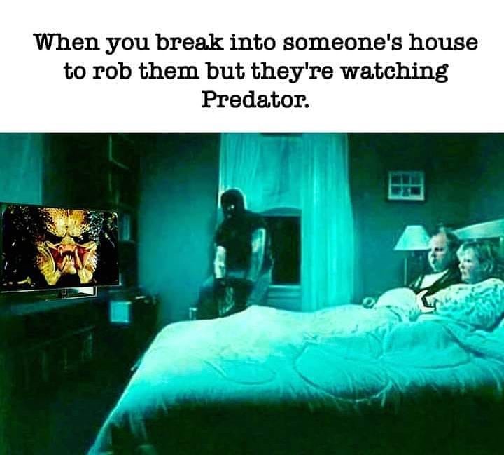 FavoriteHorror's tweet photo. I hate when this happens. #horror #Horrorfan #Horrormovie #Horrorislife https://t.co/T1UcADnwQy