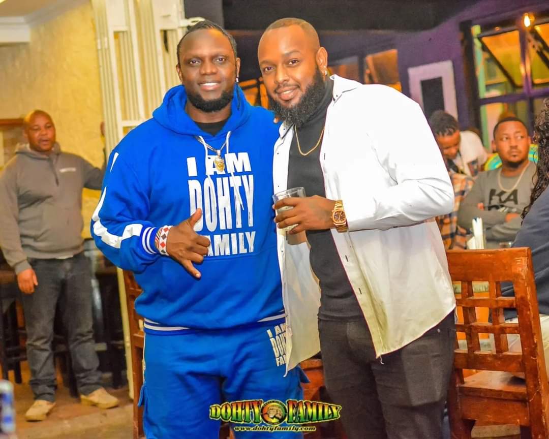 SAINTDEEJAY's tweet photo. Always an amazing time with a fellow king @krissdarlin 

#dohtyfamily 

#saintafrica https://t.co/BhkaxDioqO
