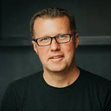 nzubechukwu_ozo's tweet image. ARCHITECTURE YouTube CHANNELS YOU’VE BEEN SLEEPING ON.
01

30X40 Design Workshop

30X40 is a design-focused, residential architecture studio founded by award-winning architect Eric W. Reinholdt. He designs simple, modern, site-specific homes inspired by Maine’s rugged surrou