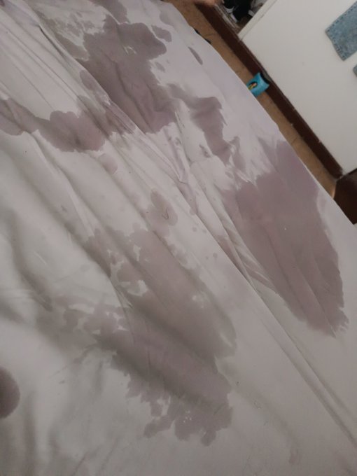 UPS as&iacute; que este es el poder de mantenerte hidratada 🫣 https://t.co/wZrxijqdqh<a href="/tag/tbt"class="tags"><span>#tbt</span></a>