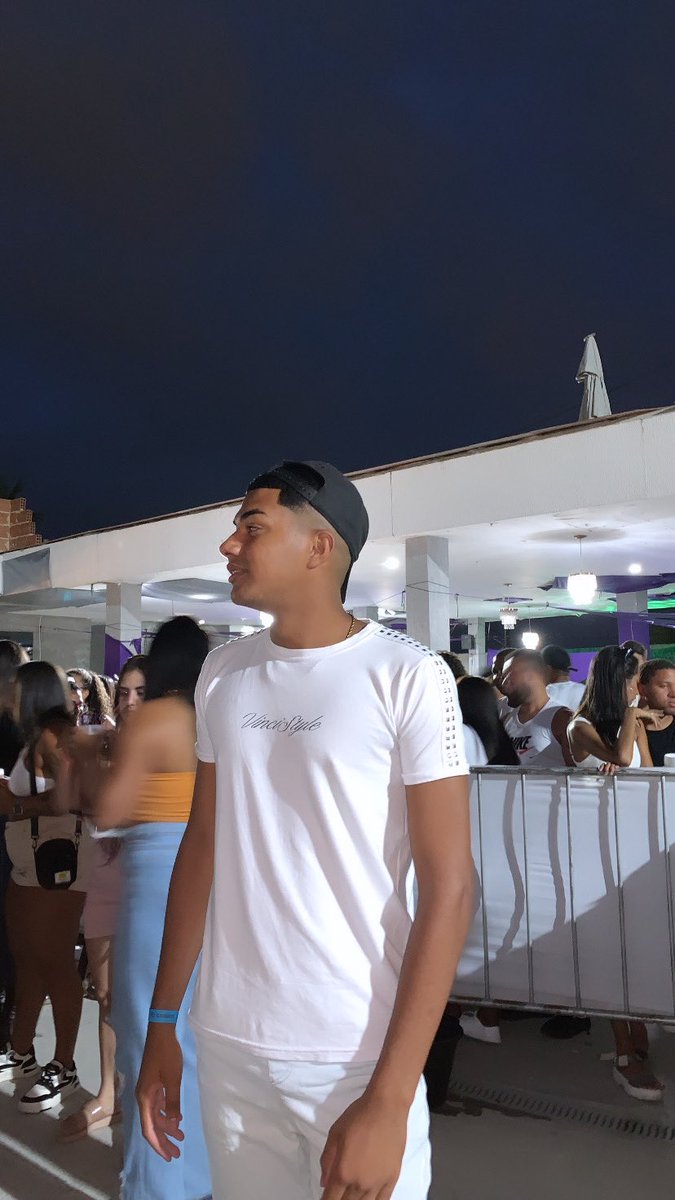 Parabéns pra mim 🎂🎉🎂🎉🎂🎉🎂🎉