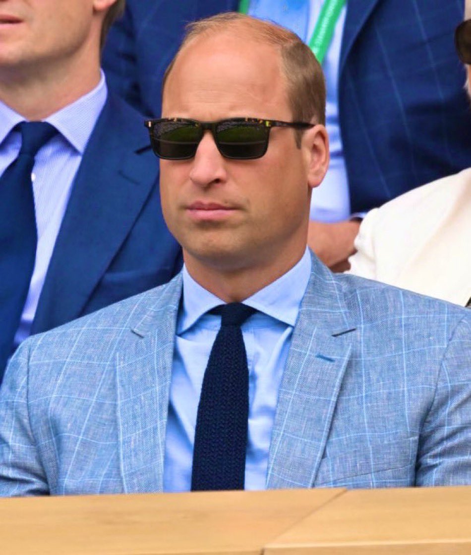 Canellelabelle's tweet photo. Royal fans and the Press are running around expressing outrage at H&M for abusing their Titles but refuse to direct that outrage where it should go🔥
It is not that H&M are relevant; It is not that they cannot be stopped; It is not that it is hard to stop them. 
It is simply that King Charles refuse to do anything because he is thinking as a father and not a King.🤷🏽‍♀️
"A precedent is only a precedent when it is set"🔥
Dealing with H&M is not hard. There is a solution. Some MPs in parliament have made clear they will support a solution. 
H&M are only a problem and using the Monarchy because KC enables them to do so. That is the cold truth that most want to ignore. 
He can take their titles if he wanted to, by enabling parliament. He can take them down from the website or amend the website; It takes less than 5 minutes🤭
KC can make it clear in no incertain terms that they do not serve the Monarchy. 
He has categorically refused to do so. 
What he did was keep the door open and give them the Half in/ Half out the Queen and Prince William said no to🔥
H&M new website links to the sussex royal website and advertise them as "Serving the Monarchy"🤡
This is validating the "Half in and half out" that KC already gave them on the Royal website🔥
That is why I say Harry is very unfair with KC. Since Harry was a child, KC has paid money for his troubles to go away; paid money to clean Meghan past; enables them at every turn and continues to do so. The Proof are the letters and correspondances between KC and Meghan that she taunted😏
So if you will not address the root of the problem wich lies in KC inability to put the Monarchy before his feelings, then you cannot blame H&M for trying to do the only thing 2 lazy and talentless narcissicists can do to make a living: Grift off their Titles and the Royal family.
H&M will be dealt with. It simply will NOT be under this reign☕️😎