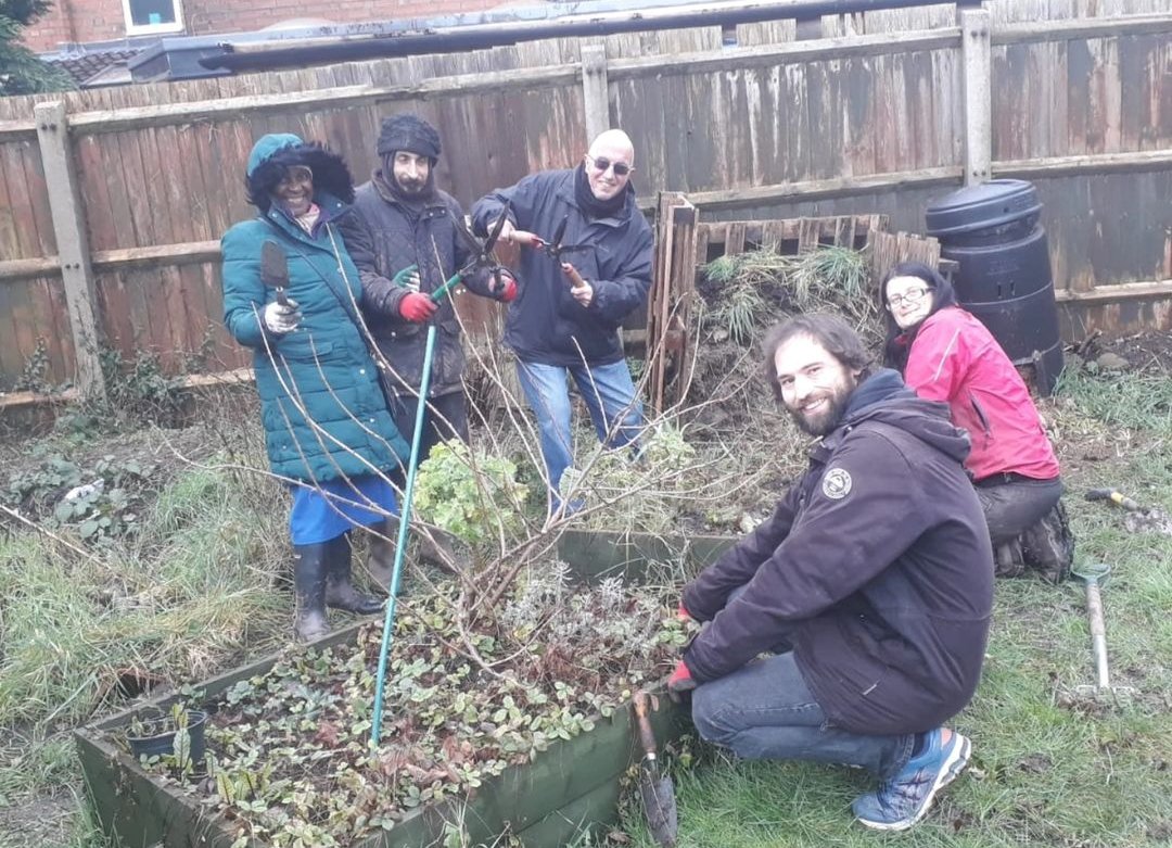 Thanks to <a href="/fruitnutvillage/">Fruit & Nut Village</a> for showing the Pineapple House garden some love! 🌳🍐💚