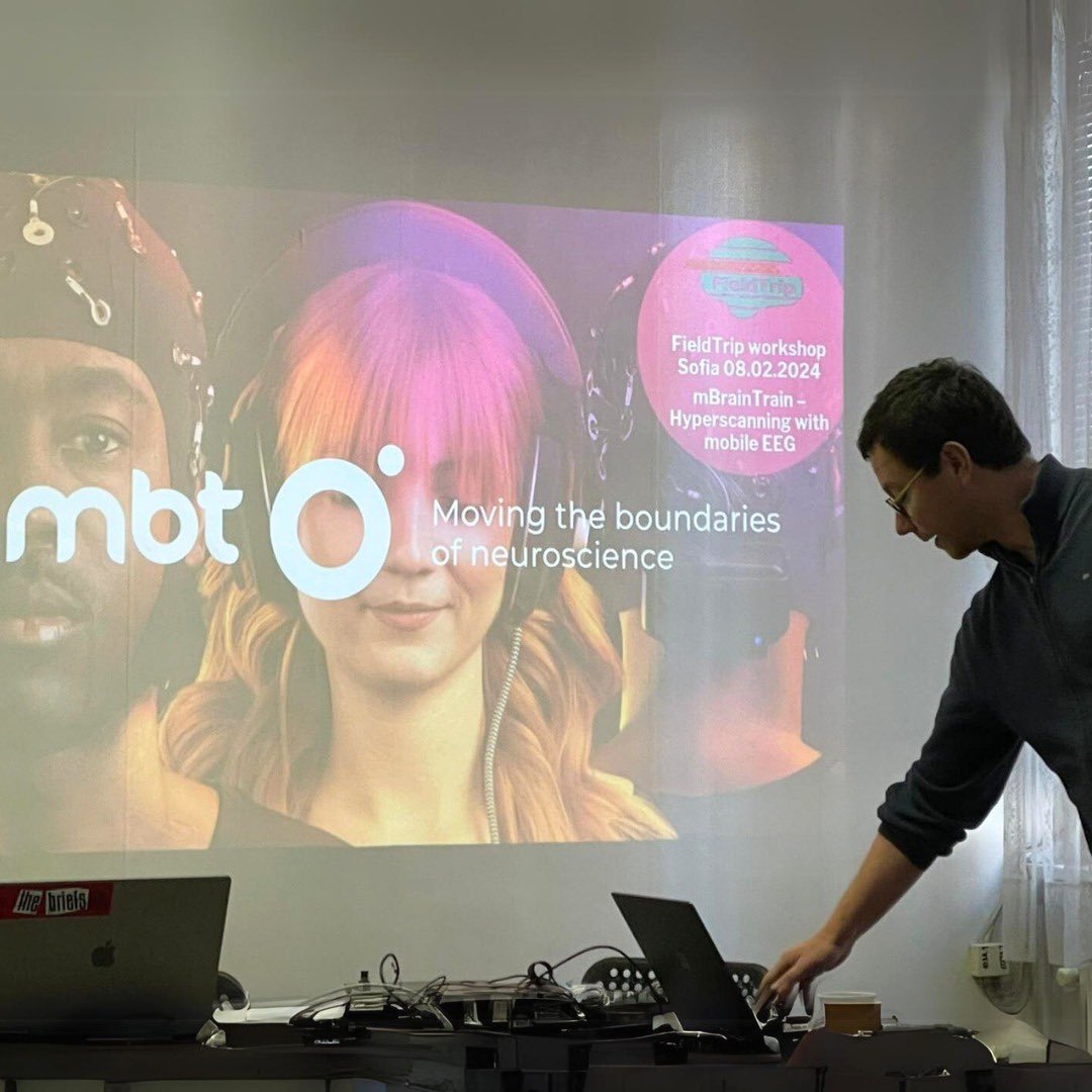 mBrainTrain's tweet photo. @fieldtriptoolbx, thanks for having us in Sofia last week! 🙌
It was an amazing experience connecting, sharing knowledge, and showcasing our #Smarting #PRO in hyperscanning action. 🧠
Looking forward to seeing you again!
#neuroscience #mbt #hyperscaning #eeg #mobileEEG https://t.co/WT0ibKURLZ