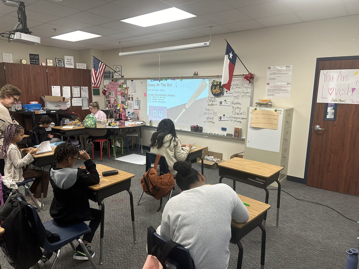 Empowering fourth grade students to amplify their voices through reading and writing! 🌟 Watch as they develop their reader's response skills and master the art of communication.