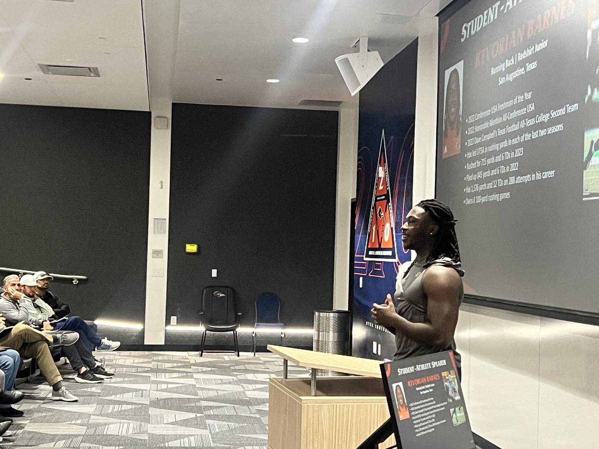 Developing and supporting @UTSAAthletics student-athletes is not just my passion, but also what brings me immense joy. Today’s guest speaker at the department-wide meeting embodies the very reason why we do what we do. Thank you @KevorianB #BirdsUp