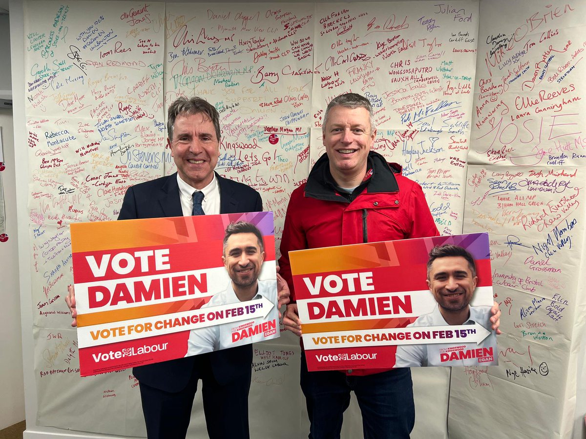 Great to join @LukePollard campaigning for @damienegan in the Kingswood by election. This Thursday we really need your help to win this seat. Sign up at: forms.office.com/Pages/Response…