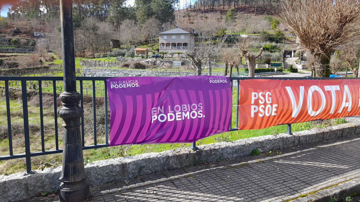 Borja_SRT's tweet photo. Grazas a toda a militancia de @Podemos_Galicia que man a man está sacando adiante unha campaña moi humilde pero coa convicción de estar a construír uns alicerces mellores para o país.

Para que a túa voz estea no próximo Parlamento vota @isabelfaraldo.

#DefendeAsTúasIdeas https://t.co/hGQRkBdpZ1