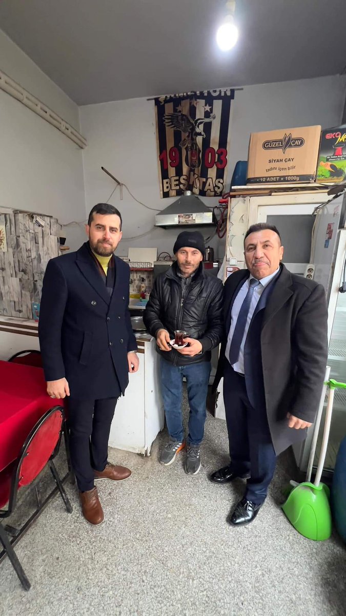 Akpartibanaz's tweet photo. İlçe Başkanımız @muraterdogan_64 Banaz Belediye Başkan Adayımız Sn.@CevizciMehmet64 ve Teşkilatımızla birlikte,değerli ilçe sakinlerimizle hasbıhal edip esnaflarımıza hayırlı işler bol kazançlar dileyip desteklerini istedik.
Girilmedik gönül sıkılmadık el bırakmayacağız.
@Akparti https://t.co/29yU8Mv5h9