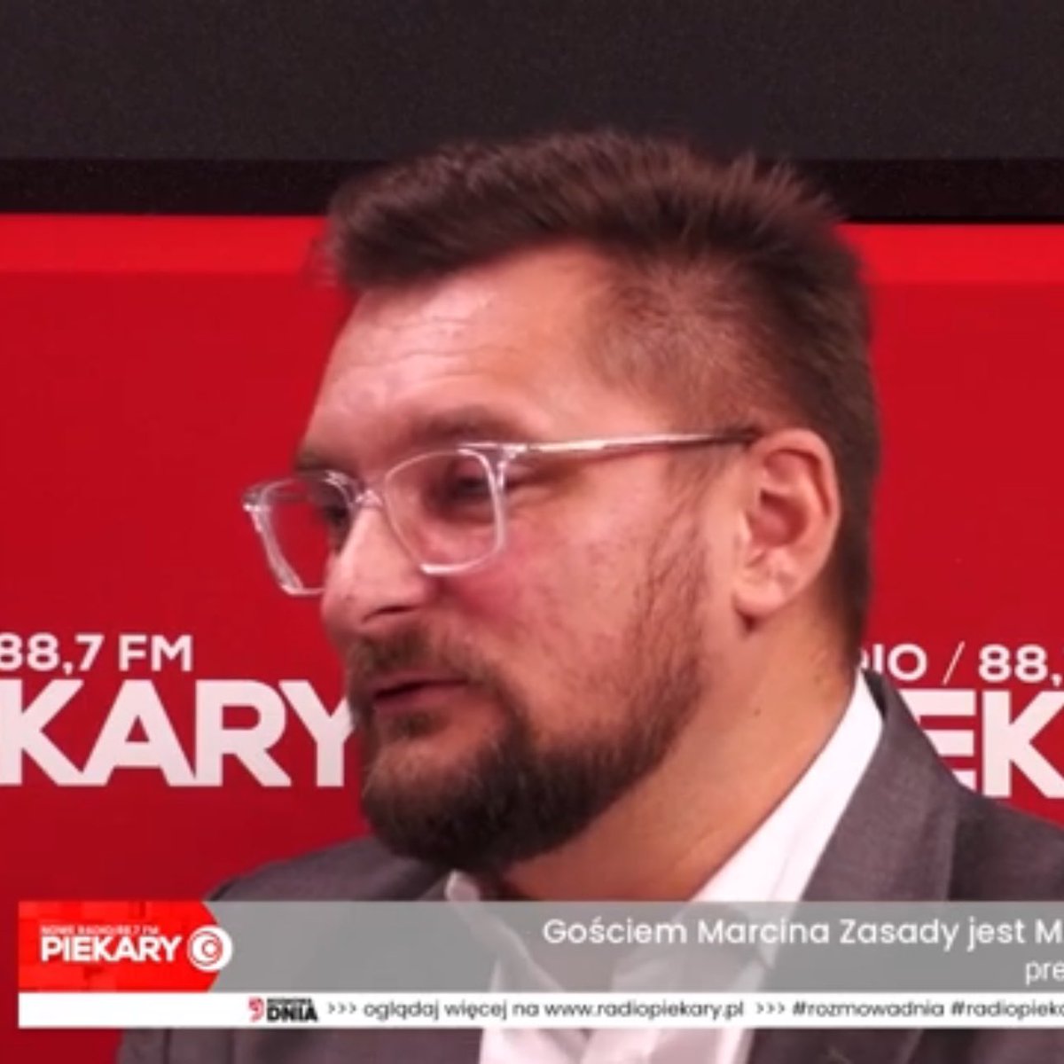 “Pomidor” oraz “broń nas Boże od ludzi z wizją” - w taki sposób <a href="/KrupaMarcinpl/">Marcin Krupa</a> odpowiedział na pytanie <a href="/ZasadaMarcin/">Marcin Zasada</a> o gotowość do przedwyborczej debaty z <a href="/Duras82/">Dawid Durał</a> - jedynym opozycyjnym radnym w <a href="/miasto_katowice/">Miasto Katowice</a> reprezentującym <a href="/PL_2050/">Polska 2050</a> <a href="/AutonomiaSlaska/">RuchAutonomiiŚląska</a> oraz #KatoProtest.