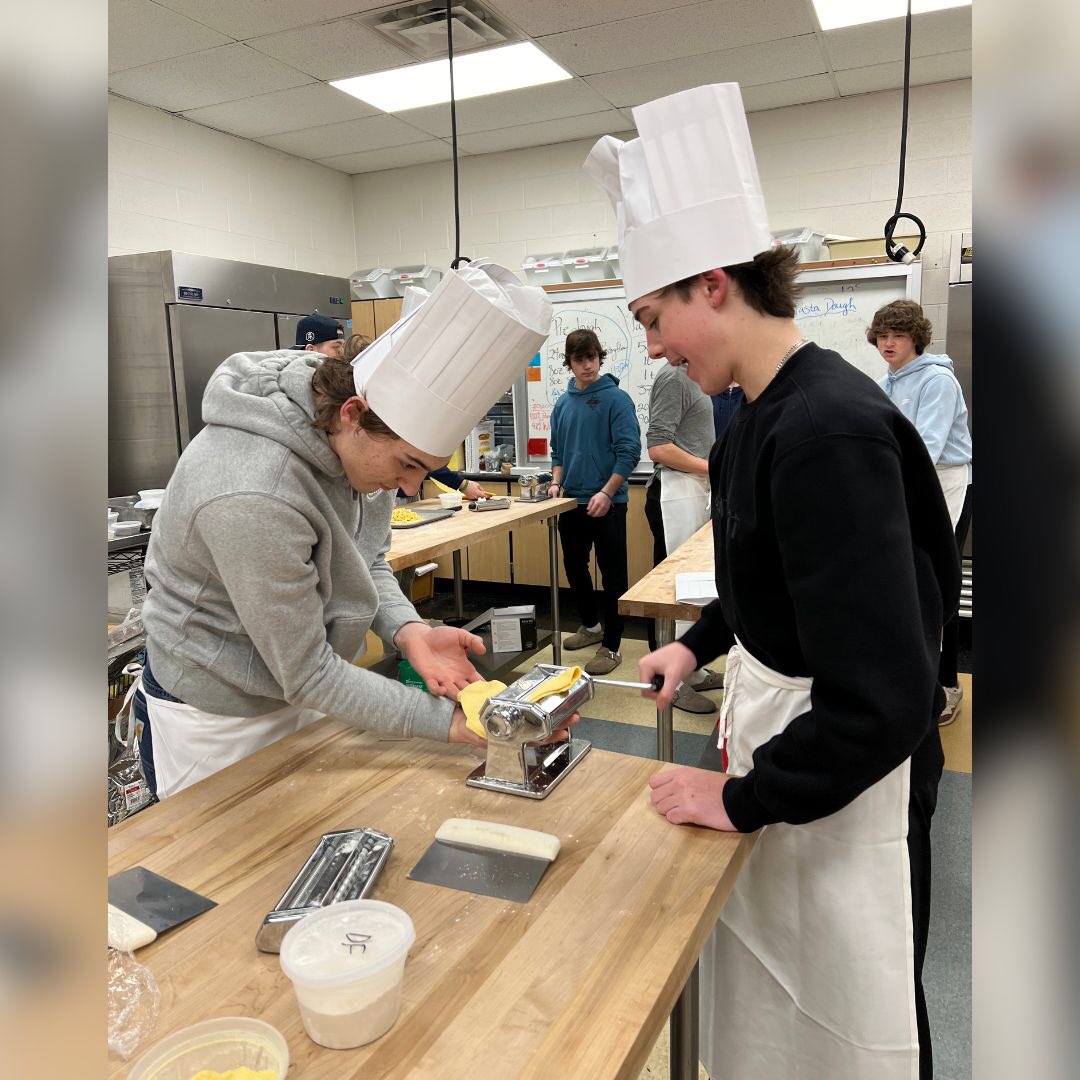 Saline Hornets Hockey tweet media