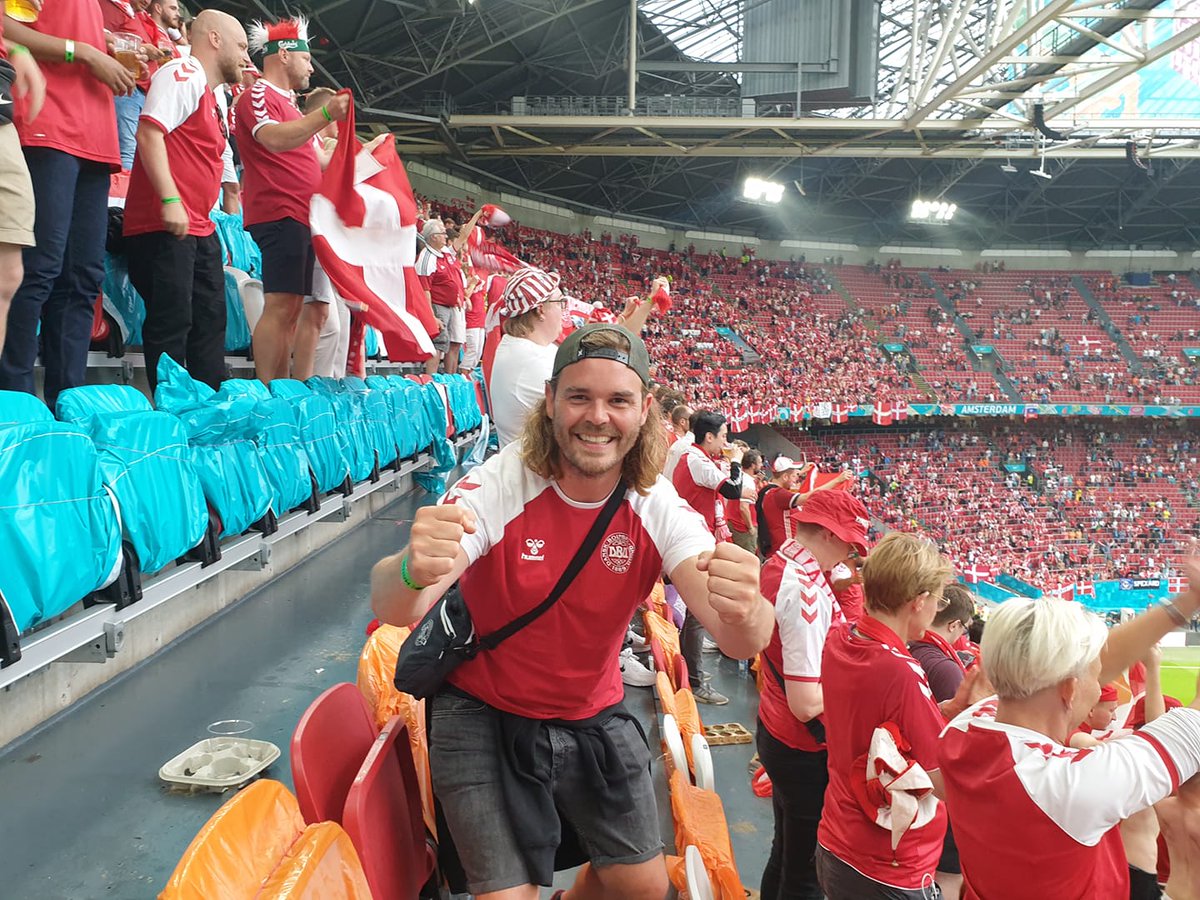 𝟮 𝗫 𝗙𝗢𝗥𝗘𝗗𝗥𝗔𝗚 𝗠𝗘𝗗 <a href="/NicolaiBrydeNie/">Nicolai Bryde Nielse</a> ⚽️
Der er kommet endnu et foredrag på plakaten!
Den 12. marts inviterer DBU alle ForDanmark-medlemmer til landsholdsudtagelse og foredrag på DBU Allé i Brøndby fra kl. 15.45. Læs mere om de to arrangementer: fordanmark.dk/fan/herrelands…