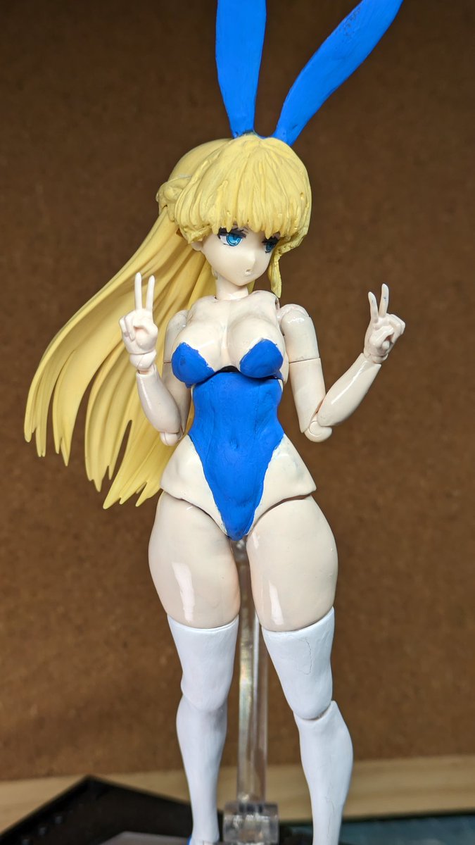junmiroquai's tweet photo. アクリジョンベースブルー塗装での雑なアップデート。バニートキは良きかな。#30ms #バニートキ #ブルアカ https://t.co/yPz8qHIvmf