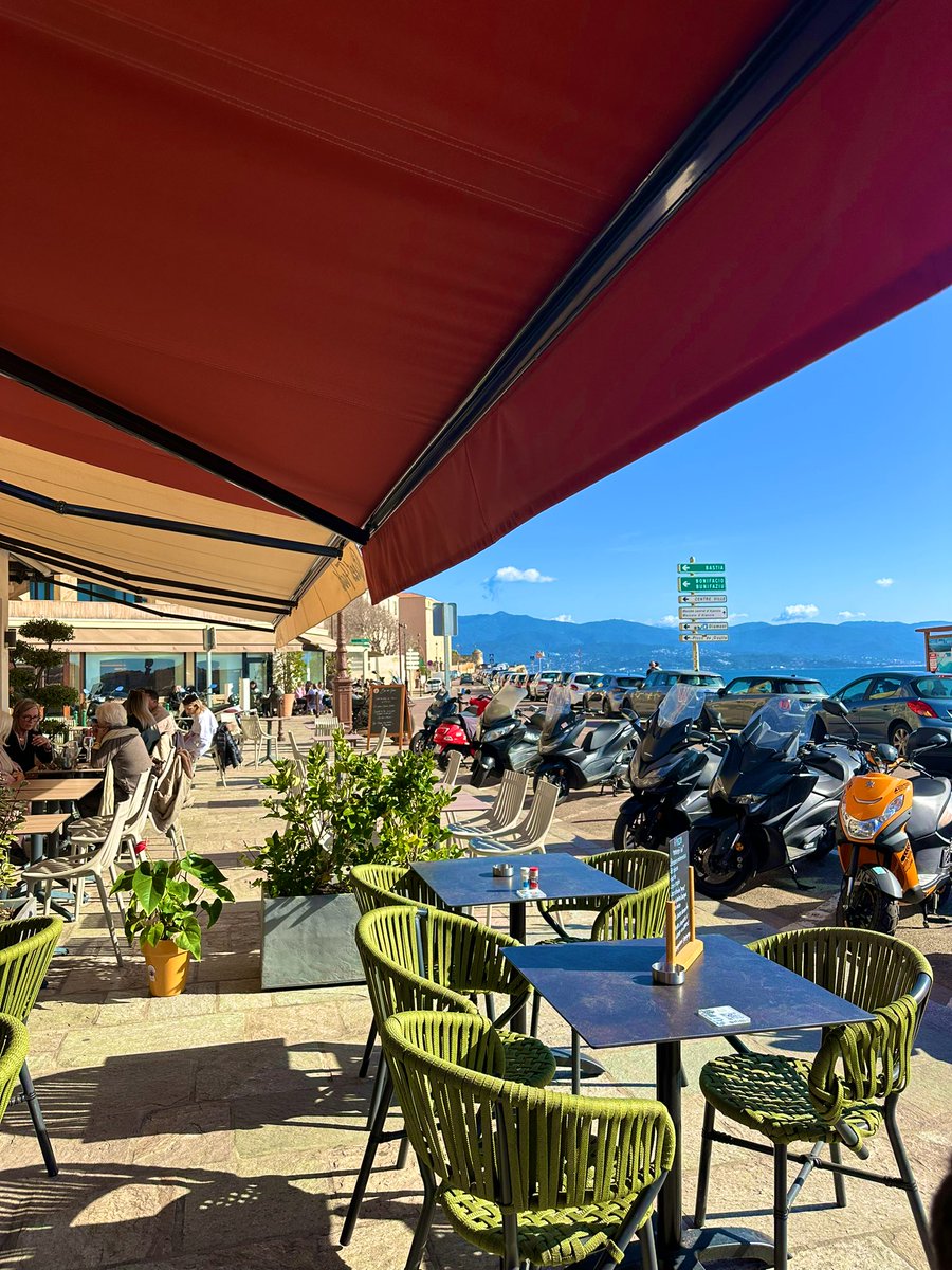 Caldo ad Ajaccio. 🥵