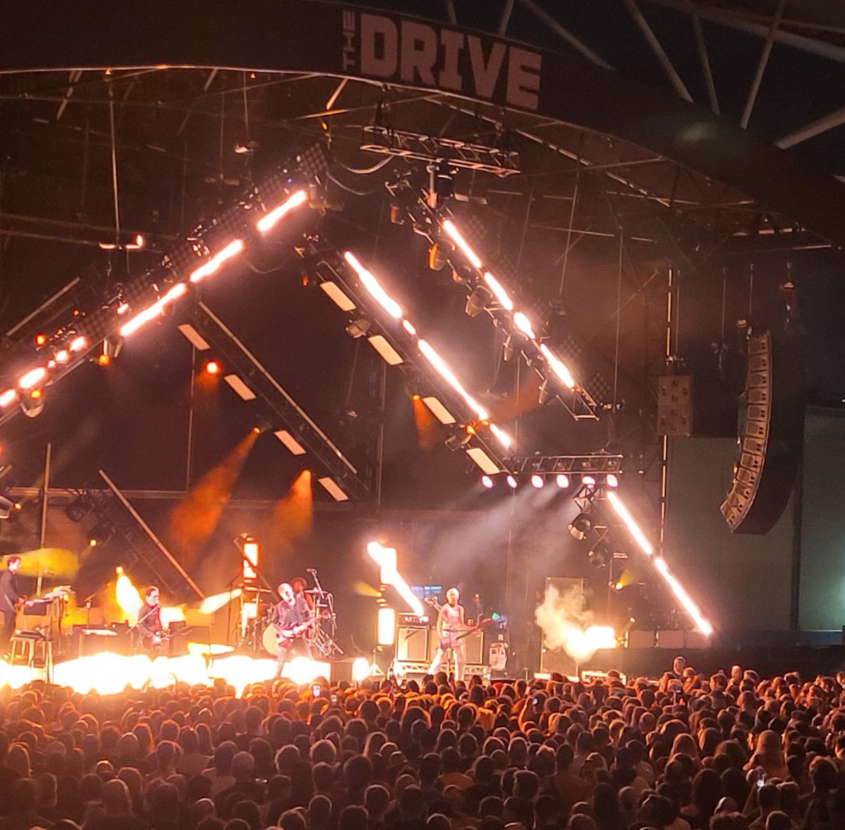 kitson84's tweet photo. Queens of the Stone Age @ The Drive, Adelaide #qotsa @qotsa https://t.co/GEnLzfFluH