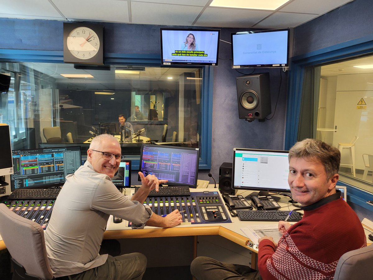 Dia mundial de la ràdio 2024. La creu. #MigdiaCatRàdio #DiaCatRàdio