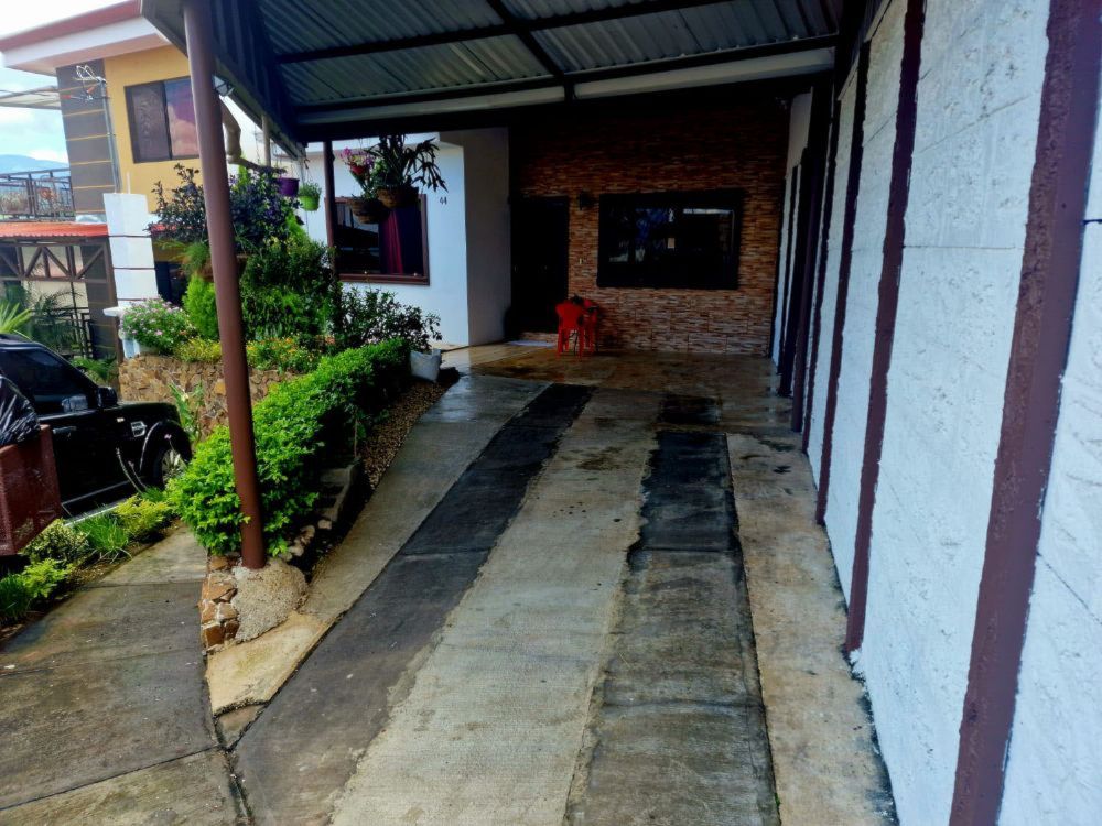 BusquemosCasa's tweet photo. Casa en venta
    País: Costa Rica
    Precio: $120,511
    Información de contacto aquí:
    https://t.co/K5C8Kz1BdR
    #costarica #casas #ventas #callelachumeca #loshiguerones #alajuela #cantónalajuela #alajuela #costarica #propiedades #bienesraices #busquemoscasa https://t.co/vvHK1ts3BV
