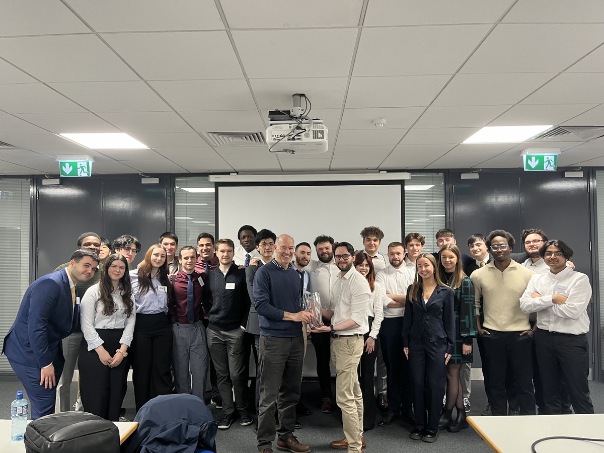dcucomputing's tweet image. This year, Computer Science students at @DCU completed another successful intake of IT Architectures, participating in an intensive sprint challenge-based learning module with support from @IBM experts 🌐
#WeAreDCU #DCUComputing #ComputerScience
