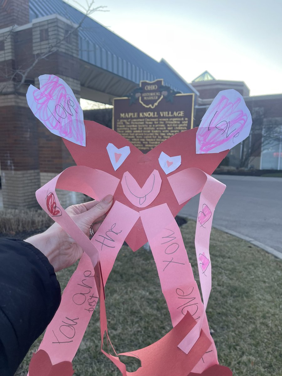 Mrs. Oakes tweet media