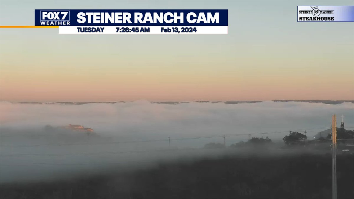 zackshieldsFOX7's tweet photo. Colder air over a relatively warmer Lake Travis is causing lake fog. #weatheriscool #FOX7Austin #GoodDayAustin #atxwx #txwx https://t.co/jnhE97w4rs