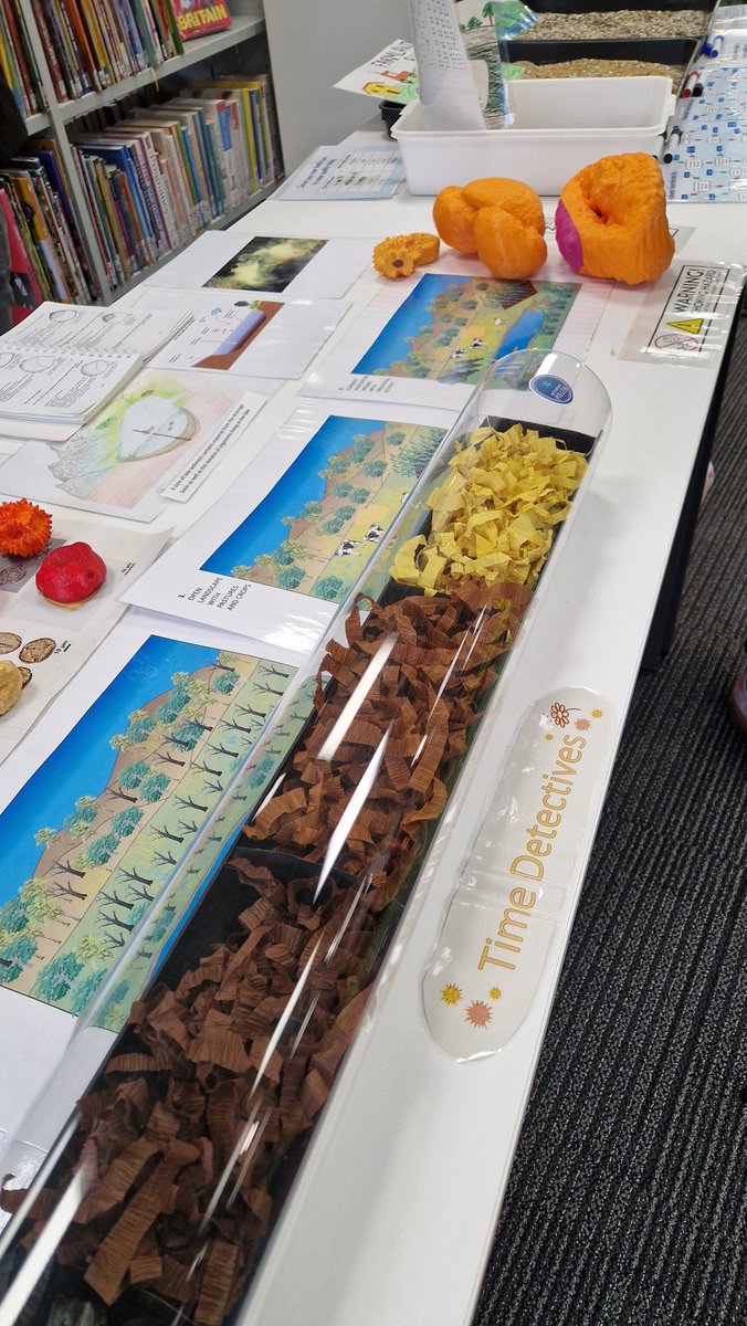 Dr. Michela Mariani🇪🇺 (@marianimichaela) on Twitter photo We had a great time presenting our Time Detectives outreach activity for the Nottingham Festival of Science and Curiosity #NottsFOSAC ❤️🔥👩🏼🔬🌾
featuring lots of 3D printed pollen grains by <a href="/3Dpollenproject/">The 3D Pollen Project</a> We had a great time presenting our Time Detectives outreach activity for the Nottingham Festival of Science and Curiosity #NottsFOSAC ❤️🔥👩🏼🔬🌾
featuring lots of 3D printed pollen grains by <a href="/3Dpollenproject/">The 3D Pollen Project</a>