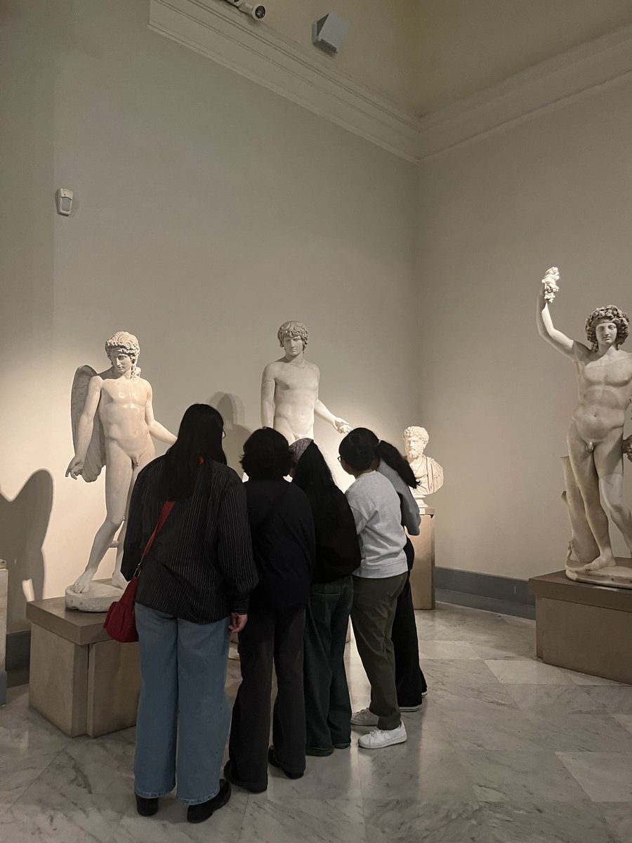 ClassicsHbs's tweet image. A brilliant final day in Naples and a visit to the National Archaeological Museum 🏺🏺🏺#HBSClassicsTrip2024