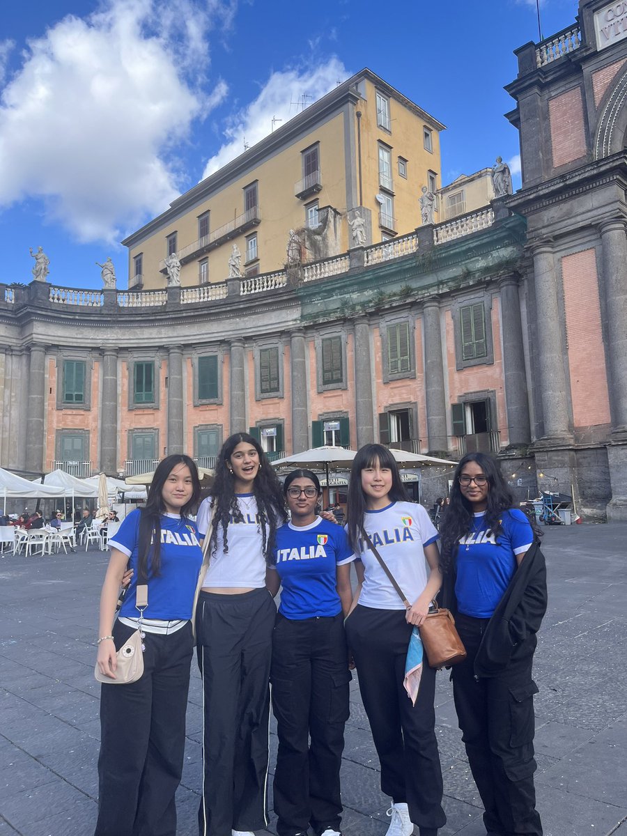 ClassicsHbs's tweet image. A brilliant final day in Naples and a visit to the National Archaeological Museum 🏺🏺🏺#HBSClassicsTrip2024