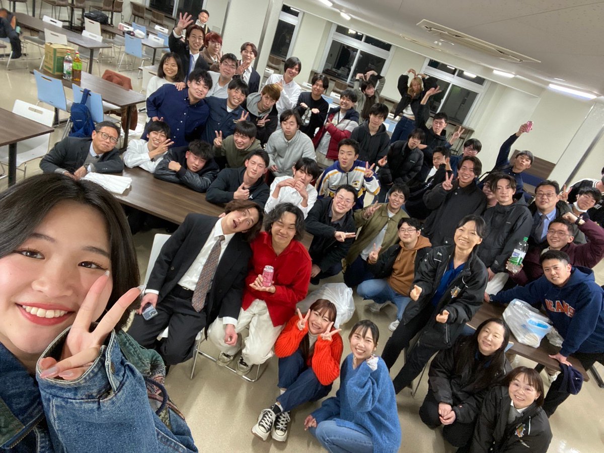 Yinji_Li's tweet photo. 長丁場の１日を
ノンアルで終えるってアル？
#卒論発表会2023
#ご協力いただいた皆様に
#涙の感謝
#Undergrad
#thesispresentation
#tokaiuniversity https://t.co/8MNaa3mnlD