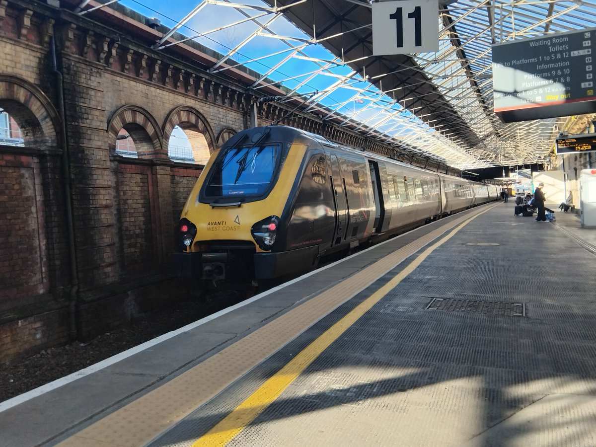 JamesTGlossop's tweet photo. This was going to happen at some point! Decided to take a trip to Crewe on the 2nd February as I've never been before and managed to see the Intercity APT behind a fence which was ace to see ๐ (02/02/2024) #Crewe #trains #IntercityAPT #Class66 #Class170 #Voyager #Cheshire https://t.co/LGyGMO8vBb