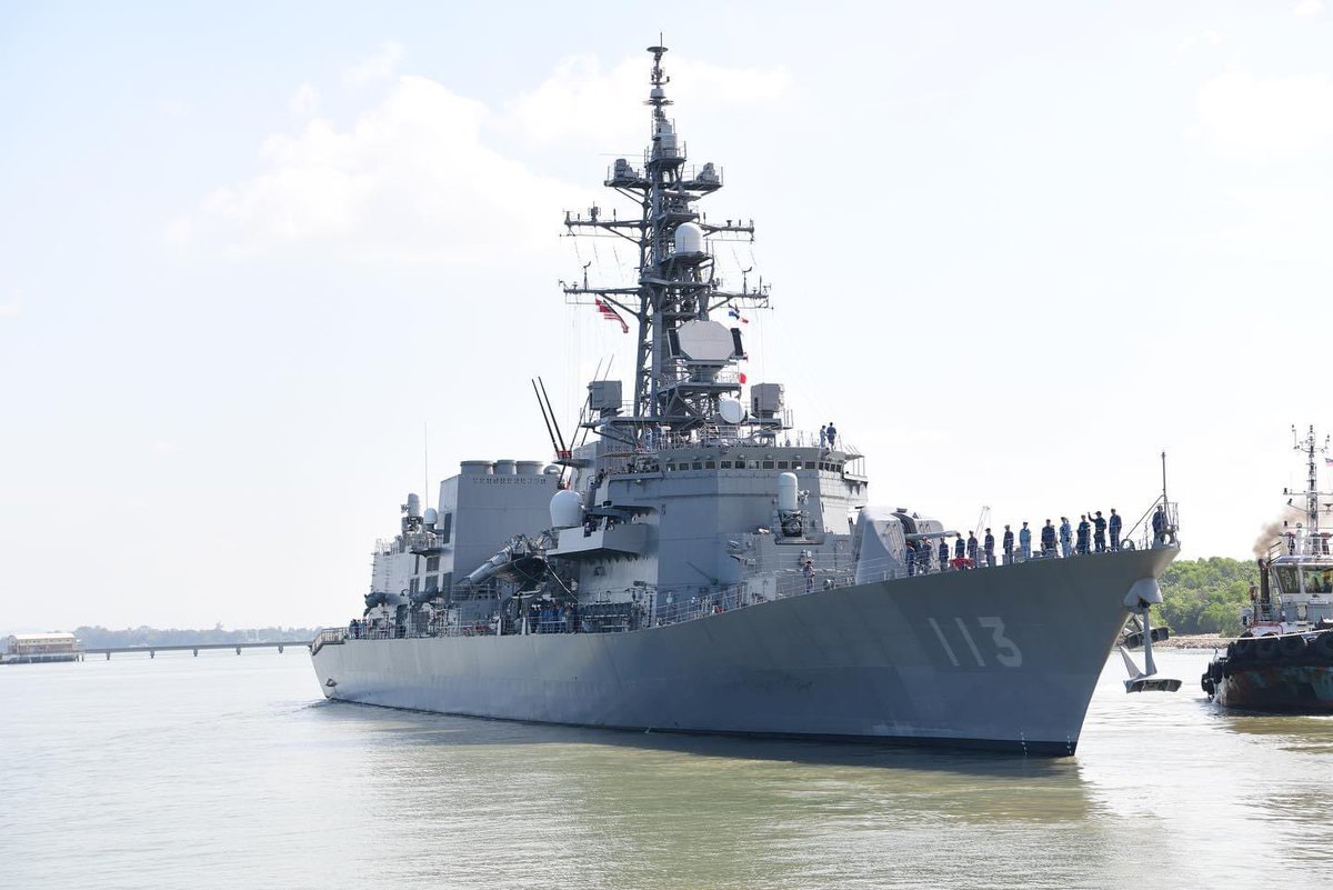 WarshipCam's tweet photo. Japanese Maritime Self-Defense Force Takanami-class destroyer JS Sazanami (DD-113) leaving Port Klang, Malaysia - February 13, 2024 #jmsdf #dd113 #jssazanami
SRC: FB- National Hydrographic Centre https://t.co/CwMRh5nxVL