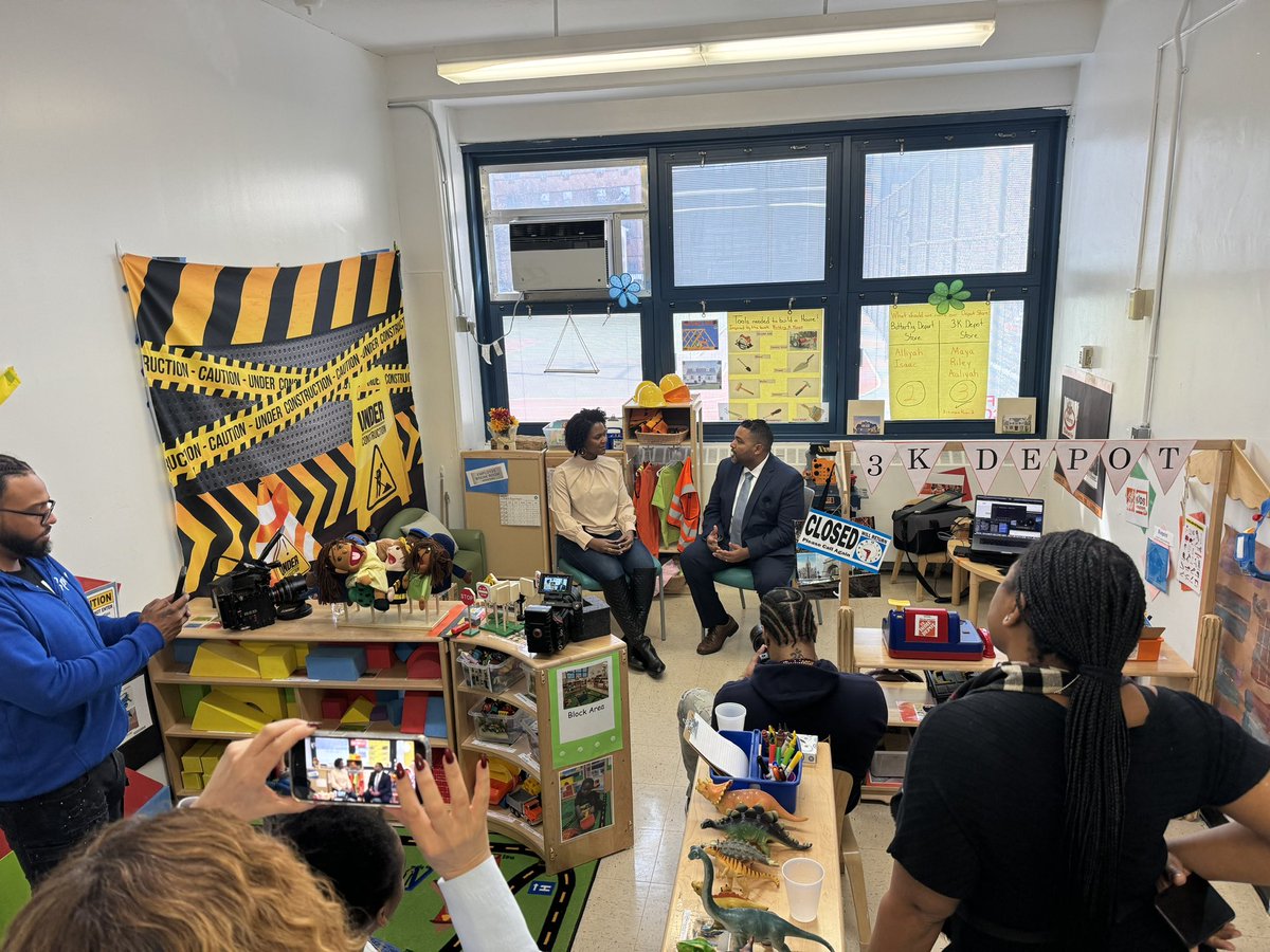 District 79 (@district79nyc) on Twitter photo District 79, <a href="/LYFENYC/">LYFE</a> , <a href="/gx_p2/">P2GXPrincipal</a> on āsetā wrapping up on an exciting projectā¦..to be continuedā¦ā¦. #lights #camera #action <a href="/NYCSchools/">NYC Public Schools</a> <a href="/DOEChancellor/">Chancellor Melissa Aviles-Ramos</a> District 79, <a href="/LYFENYC/">LYFE</a> , <a href="/gx_p2/">P2GXPrincipal</a> on āsetā wrapping up on an exciting projectā¦..to be continuedā¦ā¦. #lights #camera #action <a href="/NYCSchools/">NYC Public Schools</a> <a href="/DOEChancellor/">Chancellor Melissa Aviles-Ramos</a>