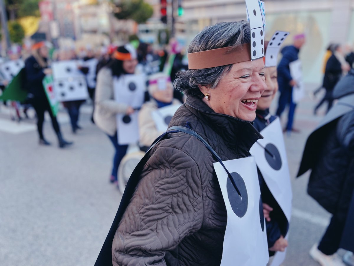 _aebia's tweet photo. Seguimos sumergidos en la alegría del carnaval en nuestros proyectos. 🎭🎉
Nos emociona ver la energía de los mayores de Getafe.
Es inspirador compartir momentos con ellos, contagiarnos de su entusiasmo y vitalidad.
Gracias por una tarde llena de magia.
#mayoresgetafe #Aebia https://t.co/dJHQBkMOib