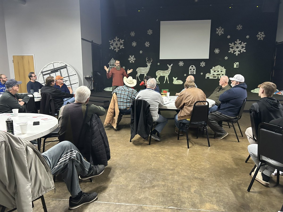 EdwardACrouch's tweet image. Pride never shows up alone! It’s easy to live a lie when life is good and hard when life’s all gone! Trust Jesus and love others!  Amen!  Thanks @birdchadlouis  for sharing your story with our men this morning!