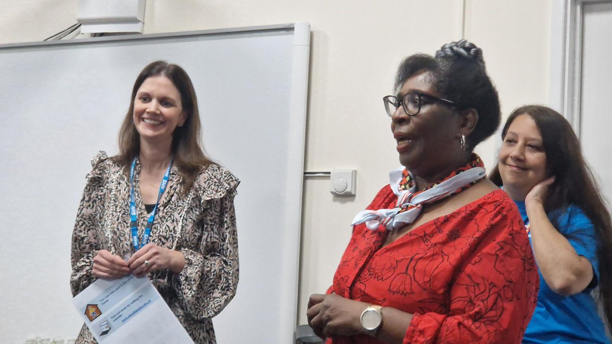 Our amazing Diabetes and Research Champion Rose has helped us run our second Diabetes Research Roadshow Event at the Ameina Centre!
Lots of great conversations and sharing information about diabetes and research with the community! #diabetes #research #luton #community