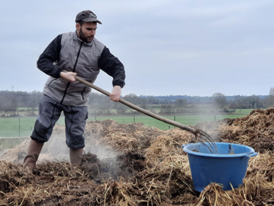 [agripdl] La teneur en azote des fumiers et lisiers est utile pour connaître la quantité d’azote épandue et ajuster ensuite les autres apports. L’engrais de ferme est une source à ne pas négliger 👉 urlz.fr/nFQF